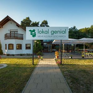 Lokal Genial Pension & Restaurant 贝利茨 Exterior photo