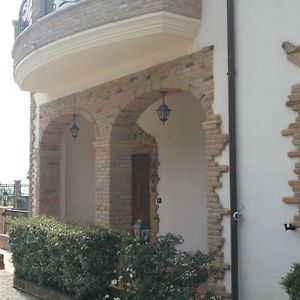 Appartamento In Villa Stile Rustico 阿特里 Exterior photo