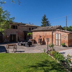 西纳伦加Borgo Terrosi住宿加早餐旅馆 Exterior photo