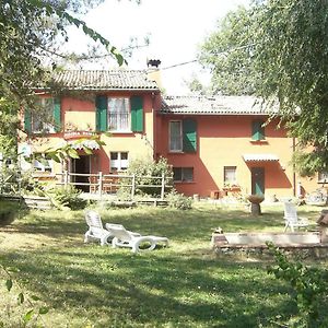 萨索马可尼Agriturismo Piccola Raieda别墅 Exterior photo