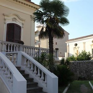 Villa Caterina 萨普里 Exterior photo