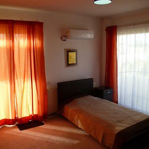 Private Deluxe Room With Balcony At Datacom Building 尼科西亚 Exterior photo