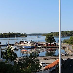 Vaxholm Seaview Cottage Exterior photo