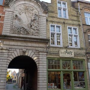 Belarte Framing Shop, Spacious Apartment With Garage In The Heart Of Ieper Exterior photo