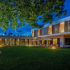 Yellow Tree Jurici Home & Spa Baderna Exterior photo