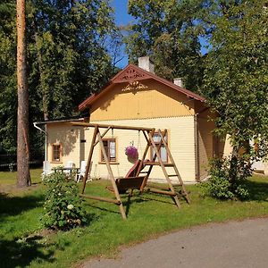 Summer Cottage In Jūrkalne Exterior photo