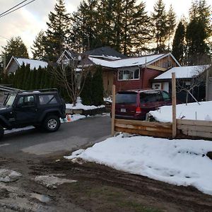 Surrey Chic 2 Bdrm Basement Unit公寓 Exterior photo