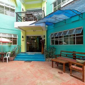 Ezy Stay Puerto Princesa Tiniguiban Exterior photo