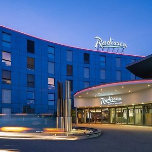 Radisson Hotel Zurich Airport 拉姆朗 Exterior photo