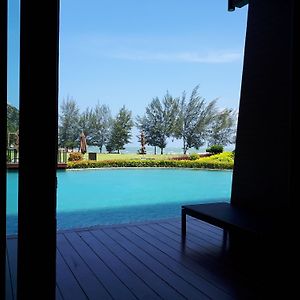 Pulakorn Private Beach Resort 盼武里 Exterior photo