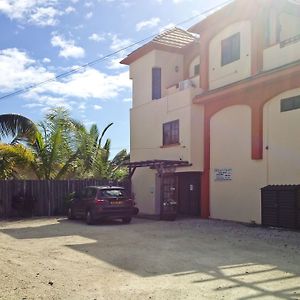 In Mauritius, Modern Getaway W/ Pool & Jacuzzi, Close To The Sea Black River Exterior photo