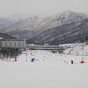 伊甸谷度假村 Yangsan Exterior photo