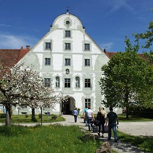 Zentrum Fur Umwelt Und Kultur - Gastehaus Und Jugendbildungseinrichtung Im Maierhof 迪克波恩 Exterior photo