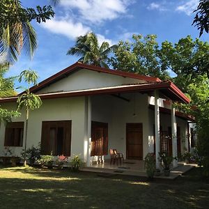 Serene Home Stay 达瓦拉维 Exterior photo