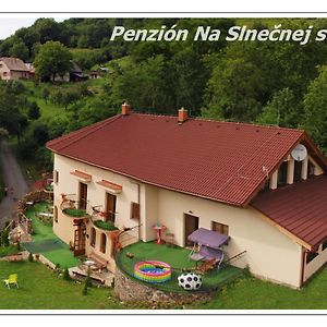 Penzion Na Slnecnej Strani 维尼 Exterior photo