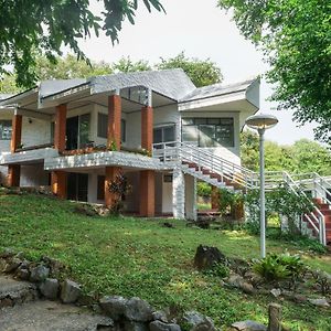 The Coastal Homes -Family House With Private Beach Quite & Peaceful 罗勇 Exterior photo