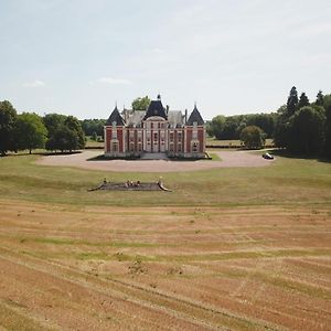 La Maison Du Puits Entrains-sur-Nohain Exterior photo