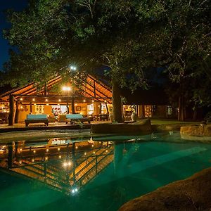 侯斯普瑞特Thornybush Chapungu Luxury Tented Camp别墅 Exterior photo