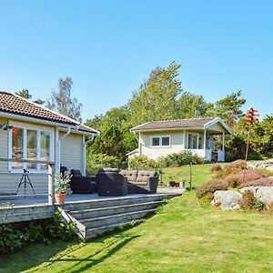 3 Bedroom Amazing Home In Hviksns Hoviksnas Exterior photo