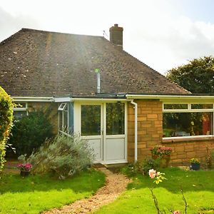 Whitestones Brighstone Exterior photo