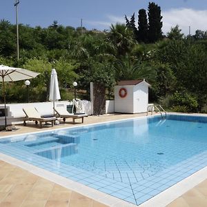 Egesta, Villa With Private Pool 卡拉塔菲米 Exterior photo