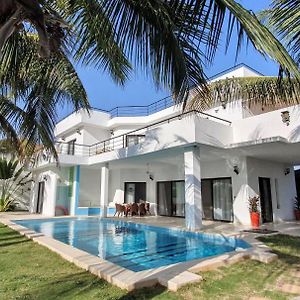 La Maison Blanche A Ngaparou, Splendide Villa Contemporaine Exterior photo