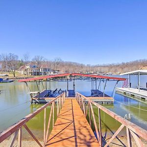 Waterfront Lake Of The Ozarks Cabin With Boat Dock! 卡姆登顿 Exterior photo