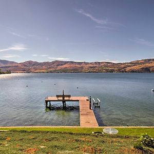 Waterfront Manson Cabin On Lake Chelan With Deck! Exterior photo