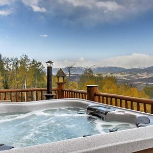 Secluded Granby Cabin With Mountain Views And Hot Tub别墅 Exterior photo