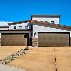 Upscale Moab Townhome With Hot Tub 20 Min To Arches Exterior photo