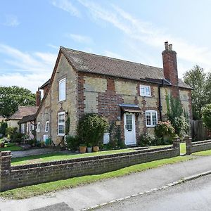 Spence Cottage, Birdham Exterior photo