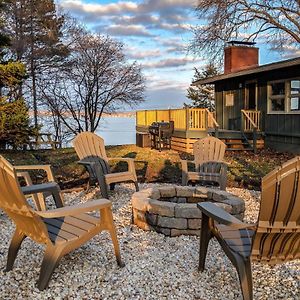 Renovated And Cozy Cottage On Cayuga Lake Wine Trail 塞尼卡瀑布城 Exterior photo