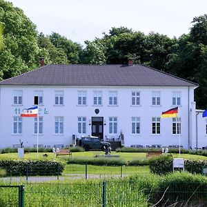 Klein StromkendorfOstsee-Gutshaus Am Salzhaff Pepelow Naehe Rerik- Am Meer Residieren!公寓 Exterior photo