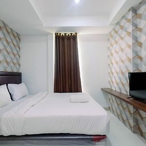 Relaxing Studio Apartment At Azalea Suites Cikarang By Travelio 贝克西 Exterior photo