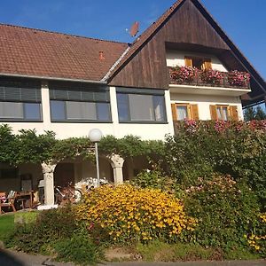 Bad Gams Gaestehaus Der Gamser Winzerstube酒店 Exterior photo