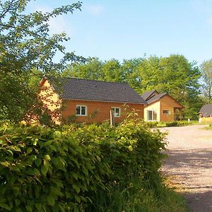 Chalet De 2 Chambres Avec Jardin Clos Et Wifi A Berville Exterior photo