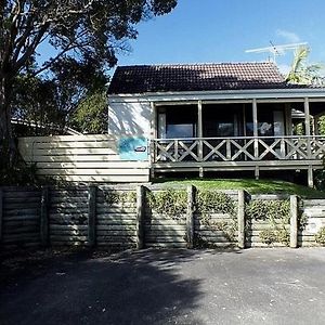 Wharepekapeka - Russell Holiday Home Exterior photo