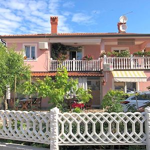 Apartments Tereza Novigrad Istria Exterior photo