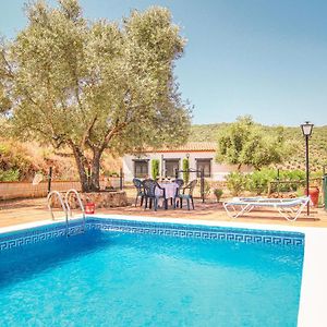 Nice Home In Villanueva Del Rey With Outdoor Swimming Pool Exterior photo